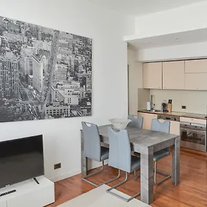 Prestige Boutique Homes -duomo Galleria Vittorio Emanuele Appartamento Milano
