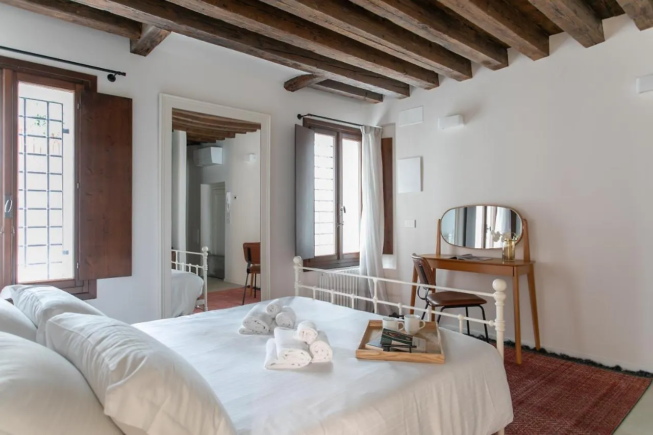 Palazzo Venere Apartments Venezia