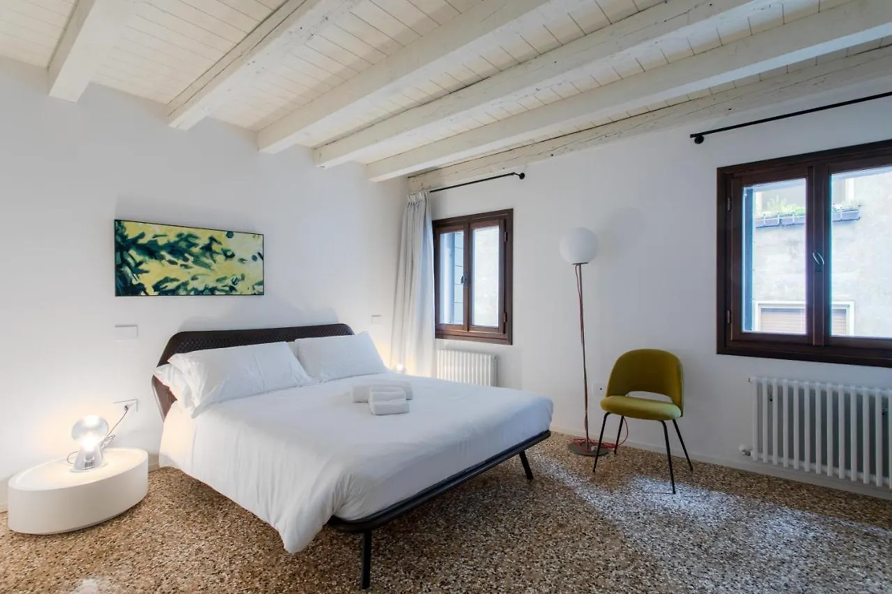 Palazzo Venere Apartments Venezia Italia