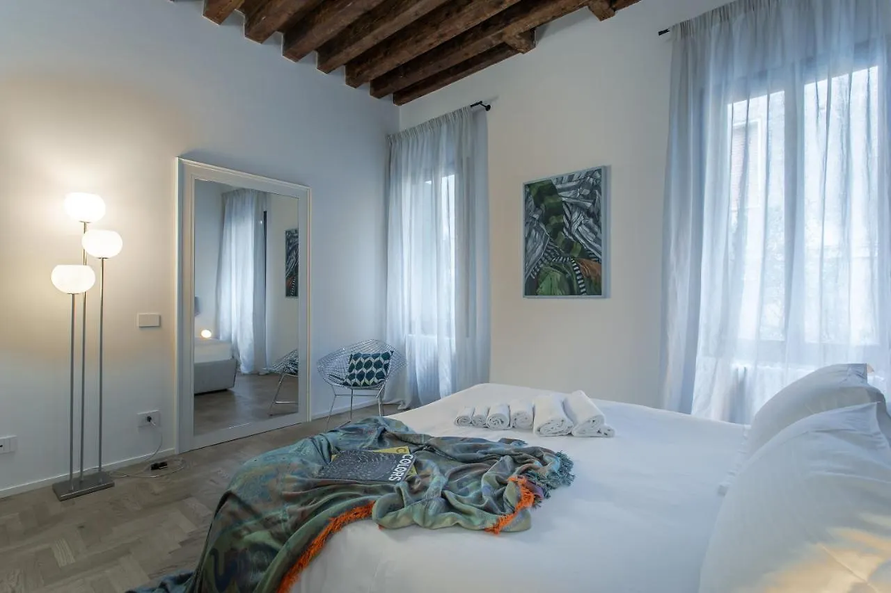 Palazzo Venere Apartments Venezia